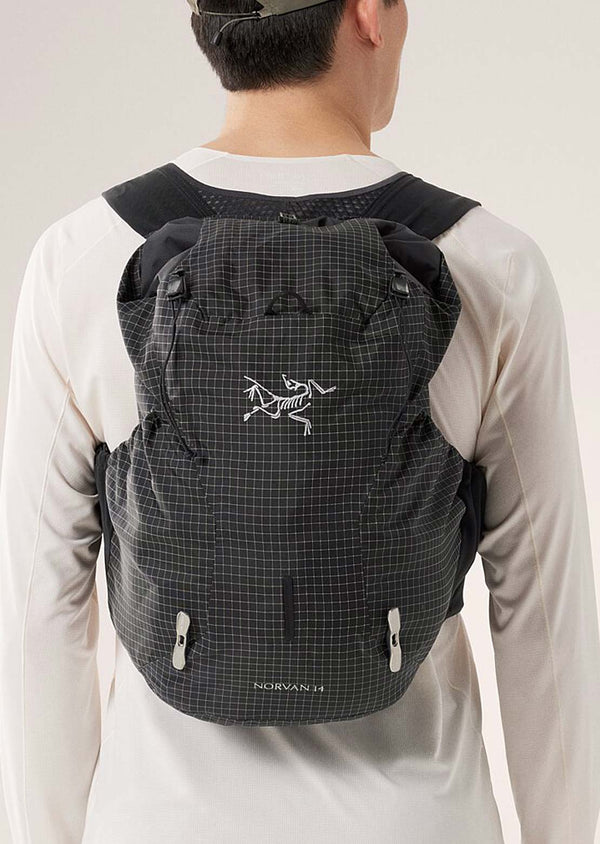 14 Hydration Vest Review Norvan 14 Review 14 Hydration Vest
