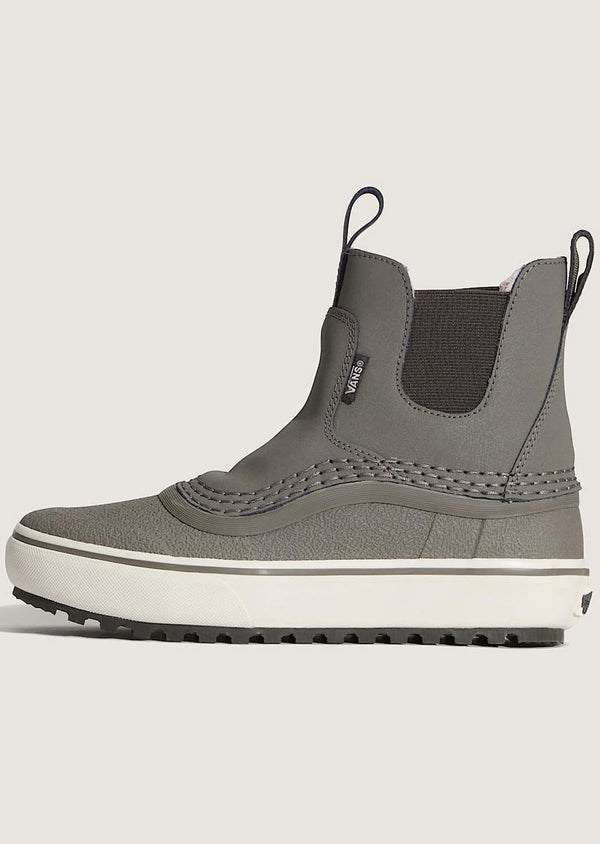 Vans Unisex MTE Standard Mid Chelsea Waterproof Boots - PRFO Sports