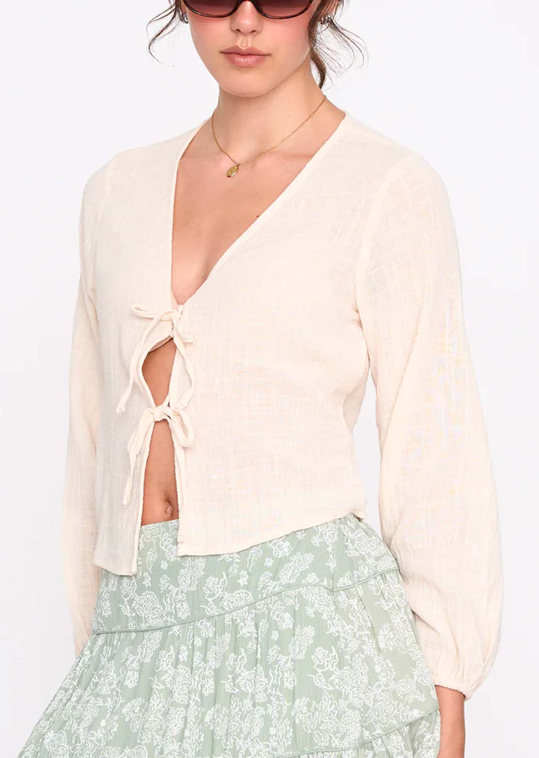 24 Colors Women's Shirt White