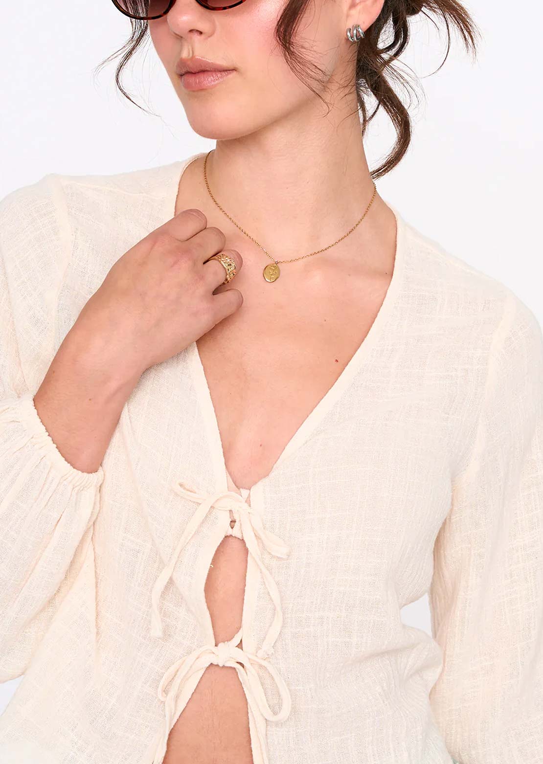 24 Colors Women's Shirt White