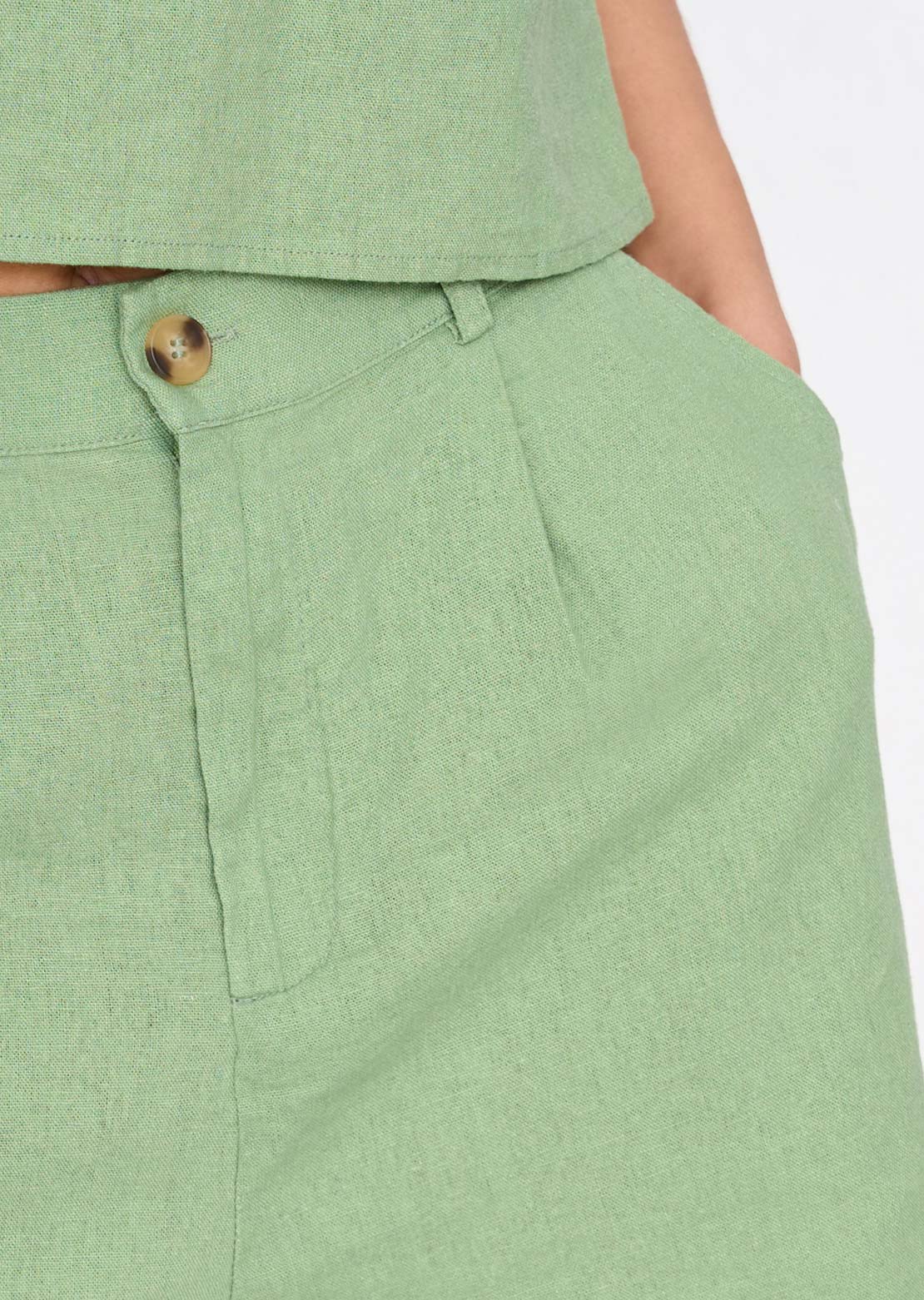 24 Colors Women's Shorts Green