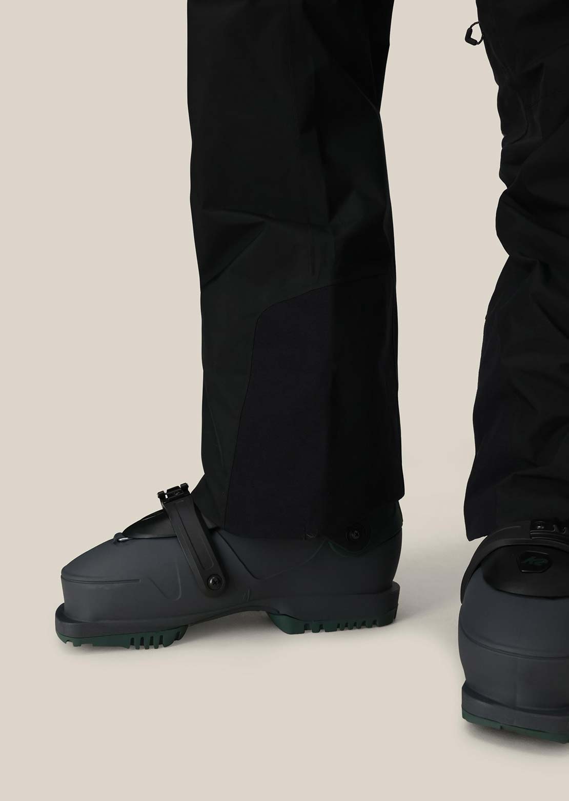 686 Men's GORE-TEX Core Shell Pants Black