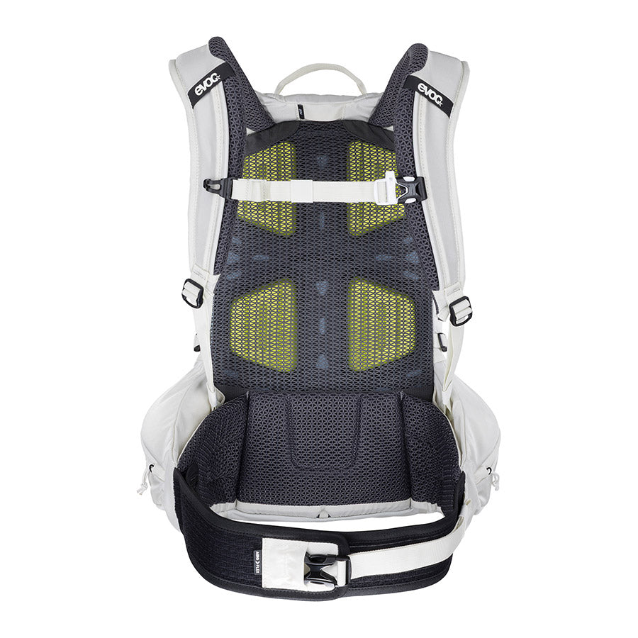 EVOC, Explorer Pro 26, Hydration Bag, Volume: 26L, Bladder: Not included, Sand