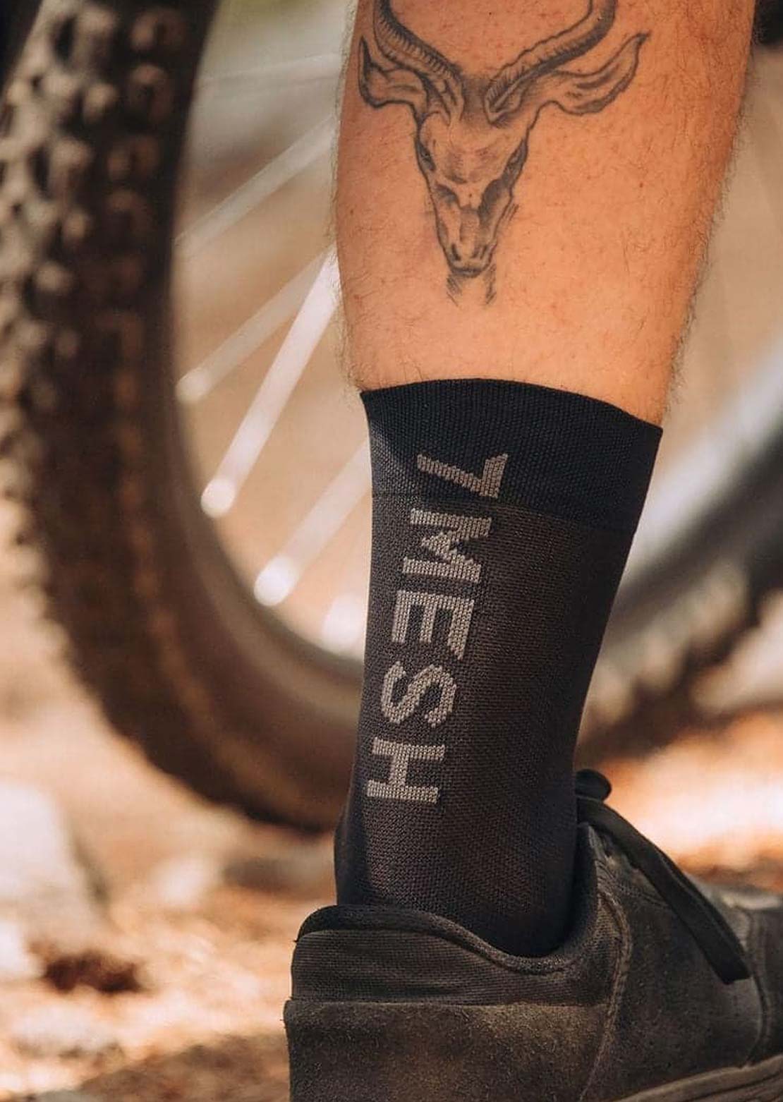 7Mesh Unisex Word 6" Socks Black