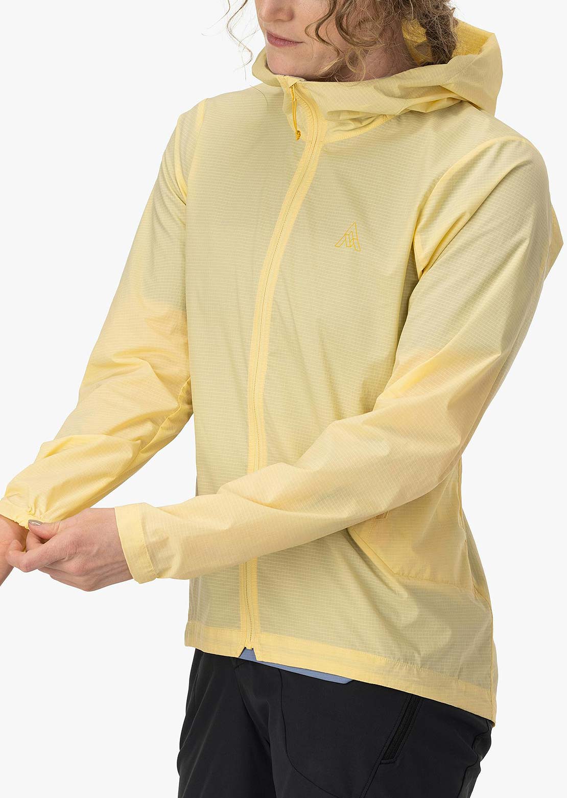 7Mesh Women's Northwoods Windshell Mellow Yellow