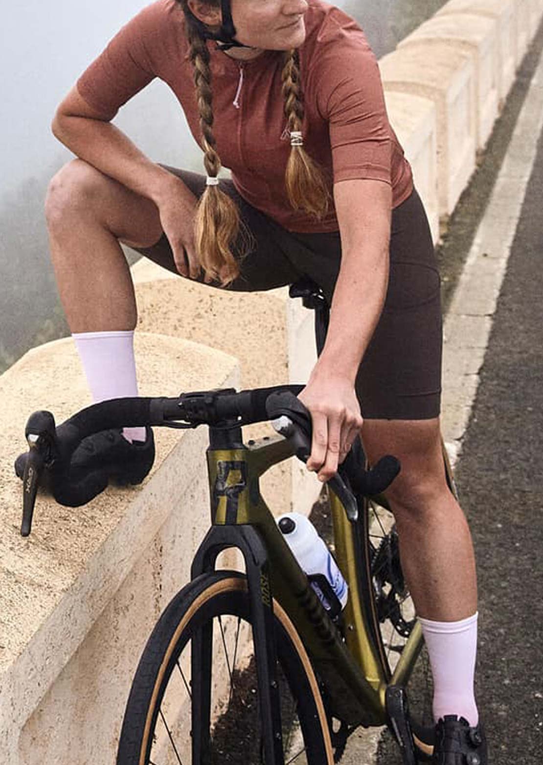 7Mesh Women's WK3 Cargo Bib Shorts Peat