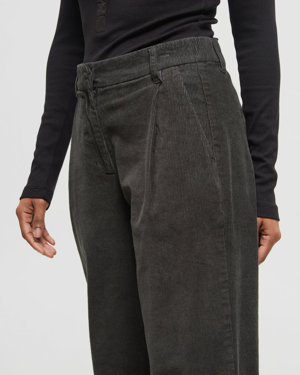 Tentree Women's EcoStretch Corduroy Straight Leg Pant