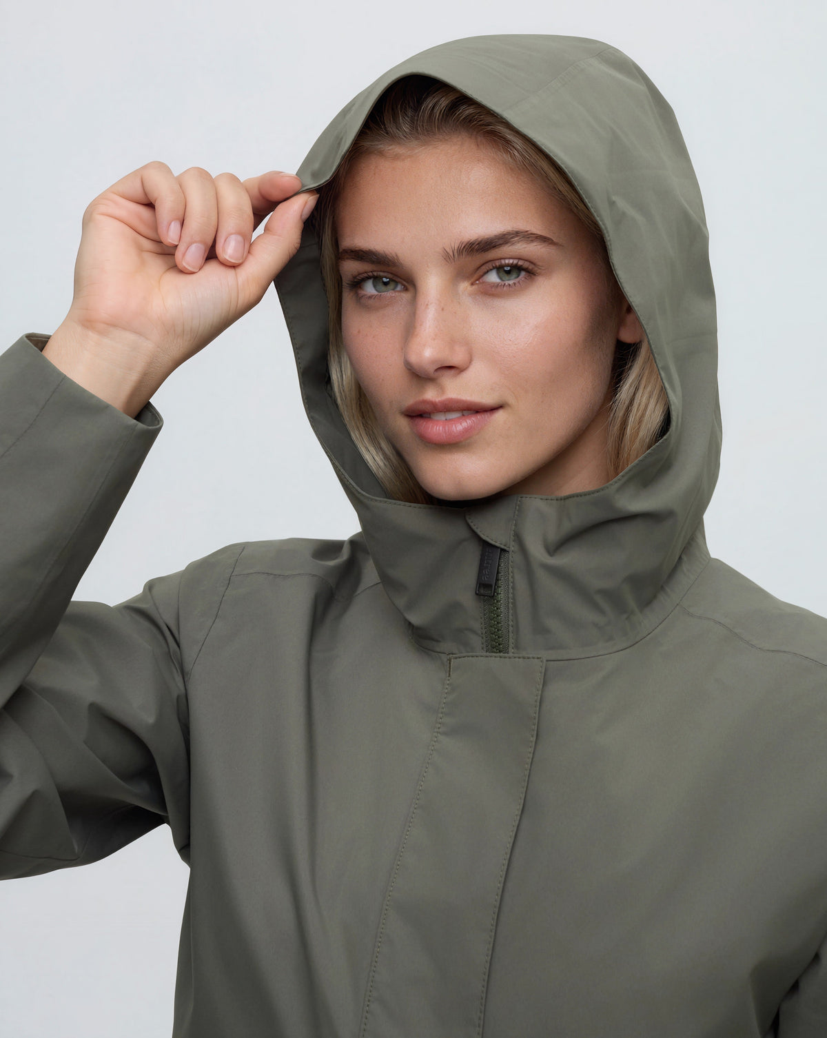 Tentree Women's Nimbus Long Rain Jacket
