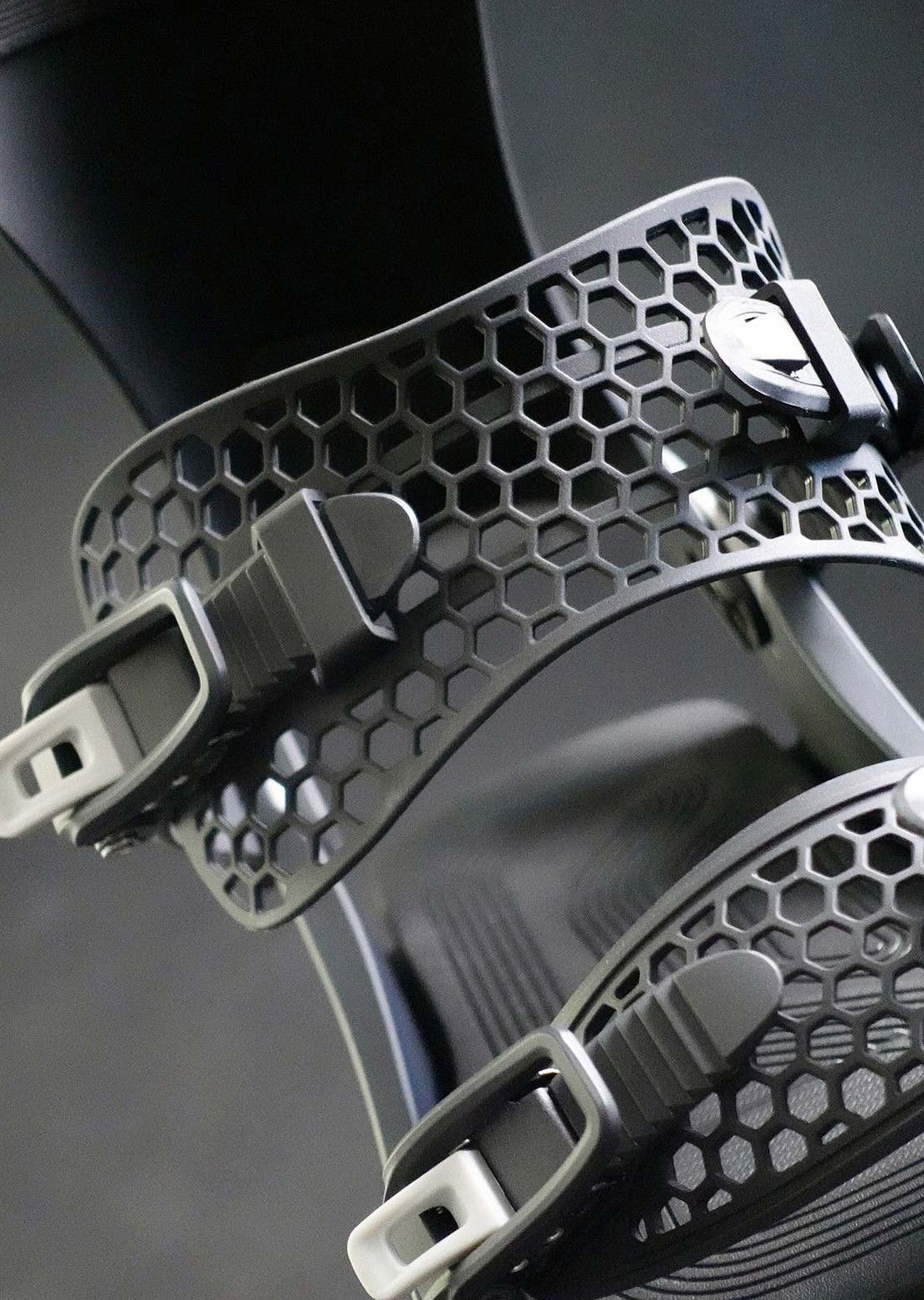 Amplid Unisex Proton Snowboard Bindings