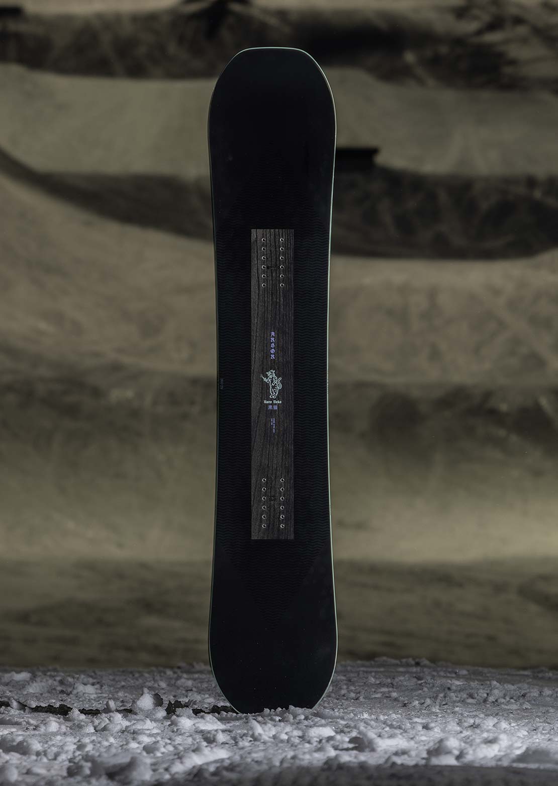 Arbor Women's Kuro Neko Snowboard