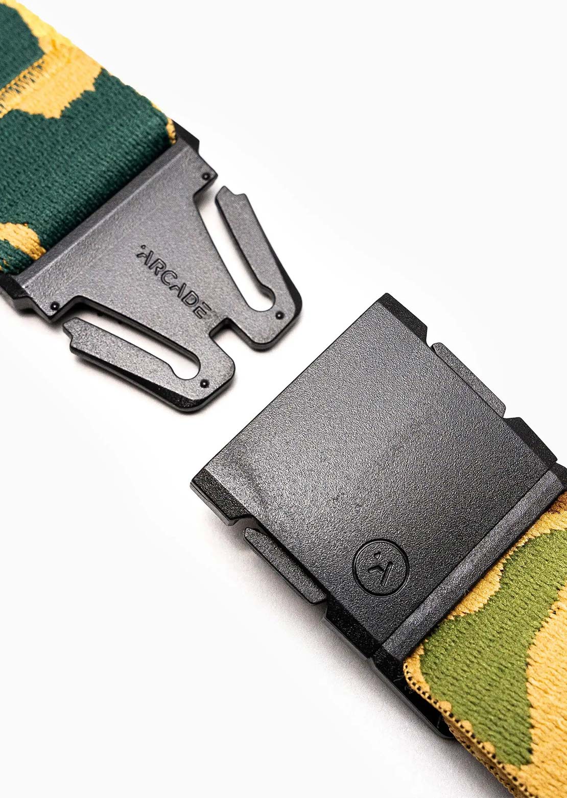 Arcade Unisex High Fives Duck Camo Belt Sand