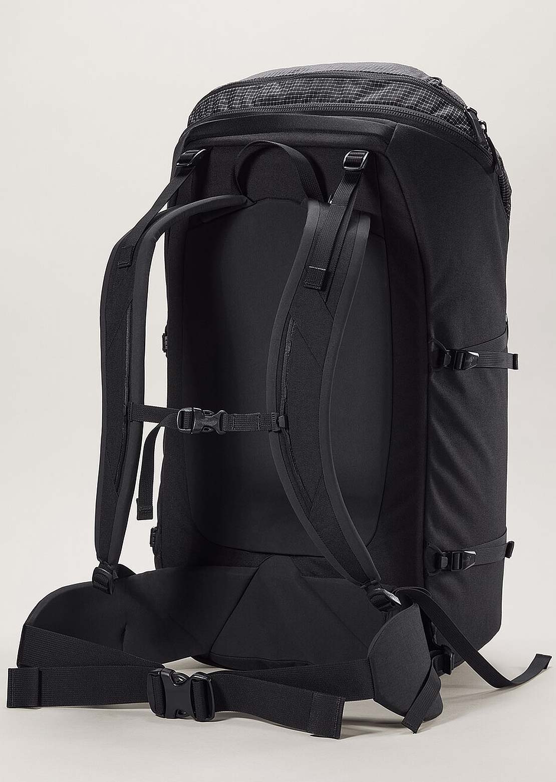 Arc&#39;teryx Konseal 40 Backpack Black