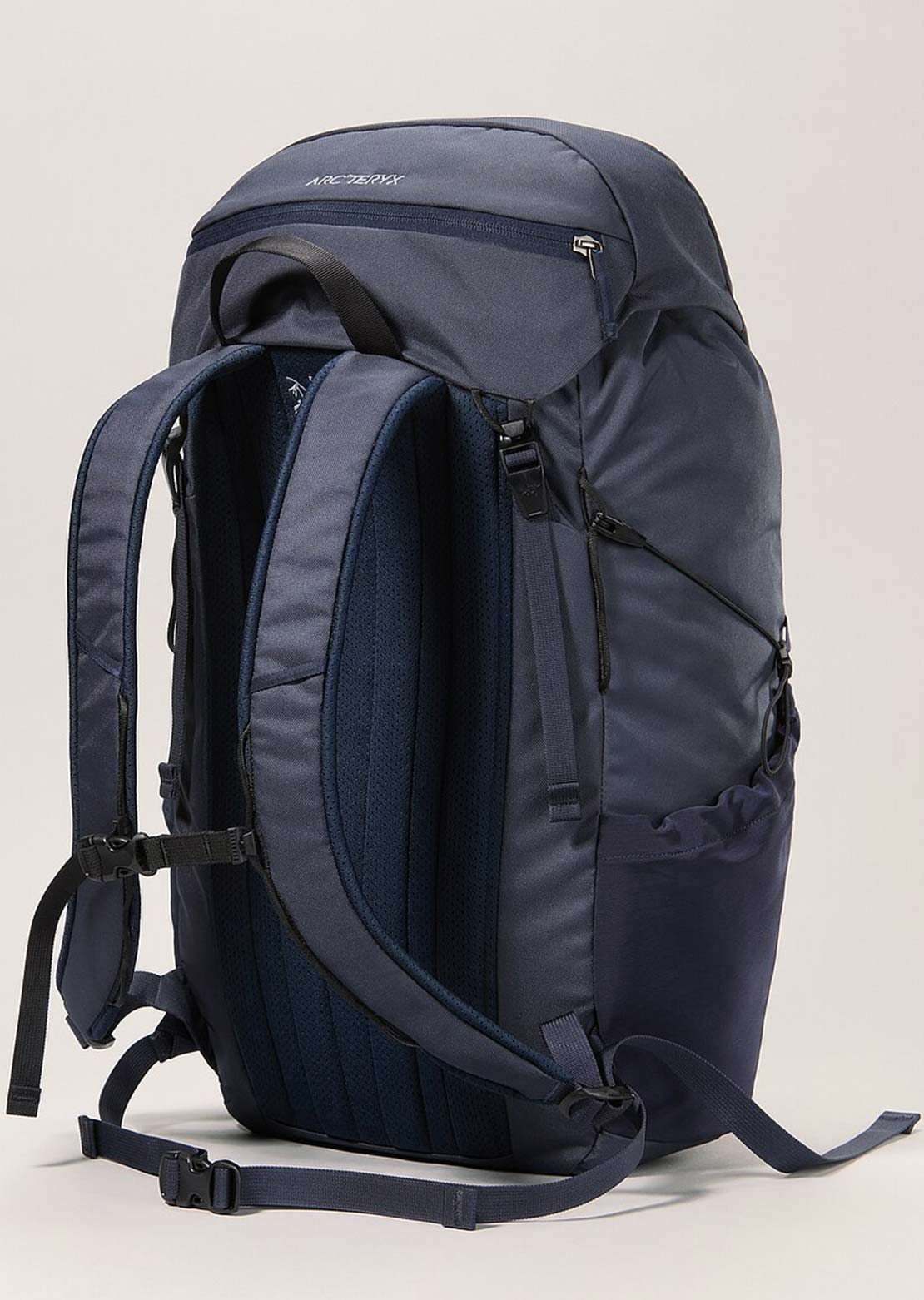 Arc&#39;teryx Mantis 30 Backpack Black Sapphire