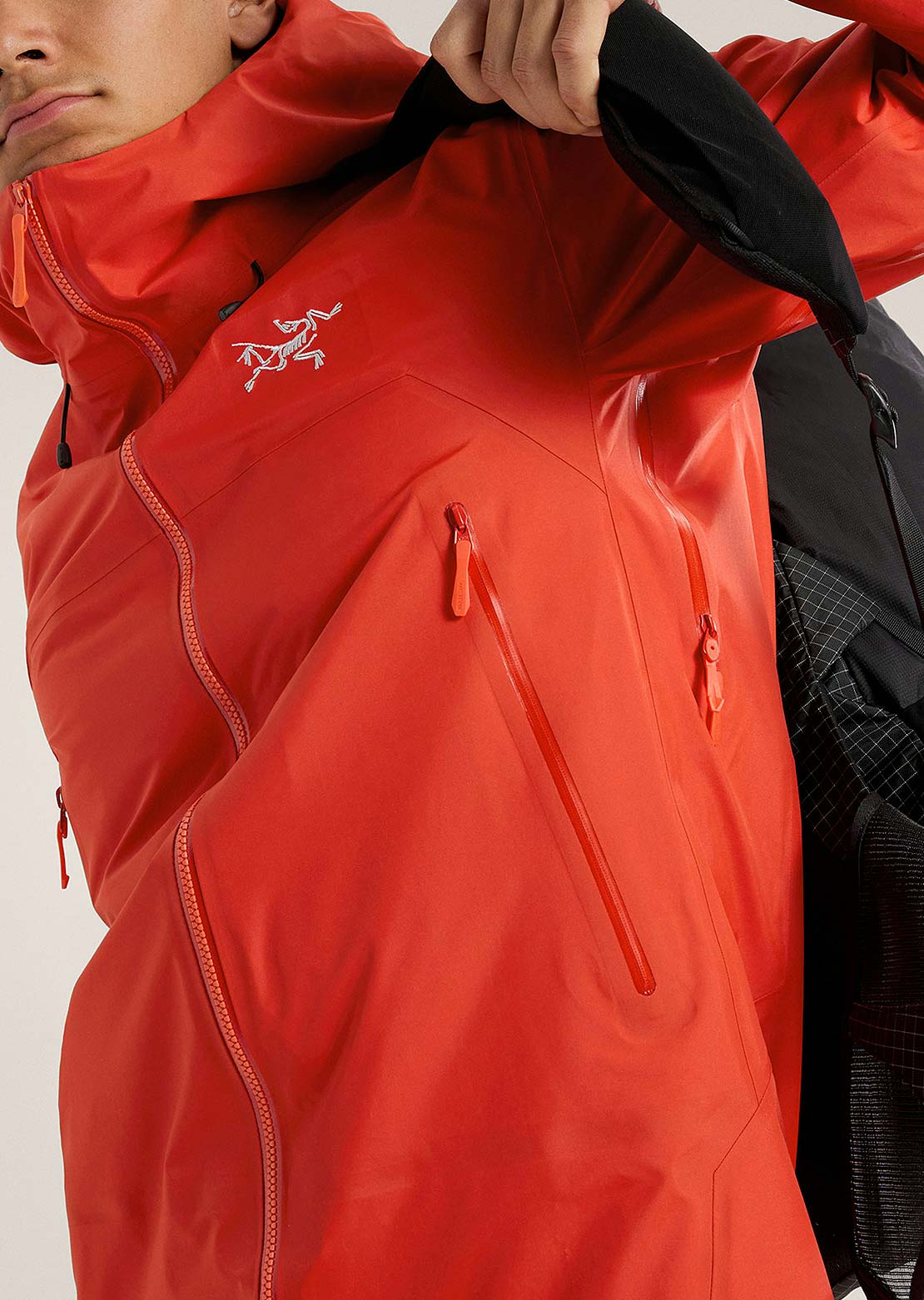 Arc'teryx Men's Beta SL Jacket - PRFO Sports