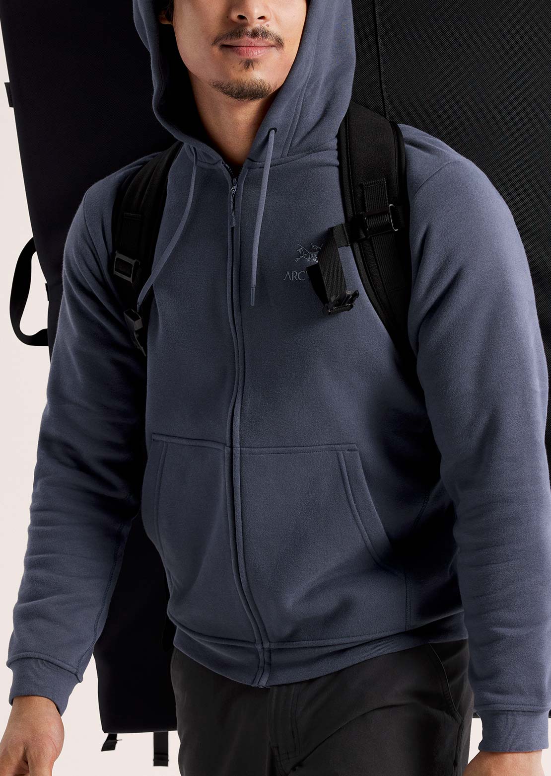 Arc'teryx Men's Emblem Fleece Full-Zip Hood Dark Stratus