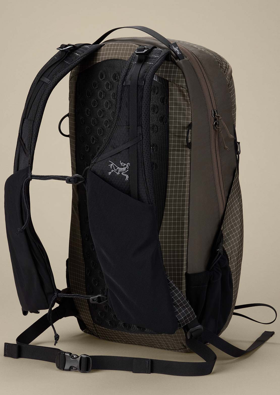 Arc'teryx Unisex Aerios 18 Backpack