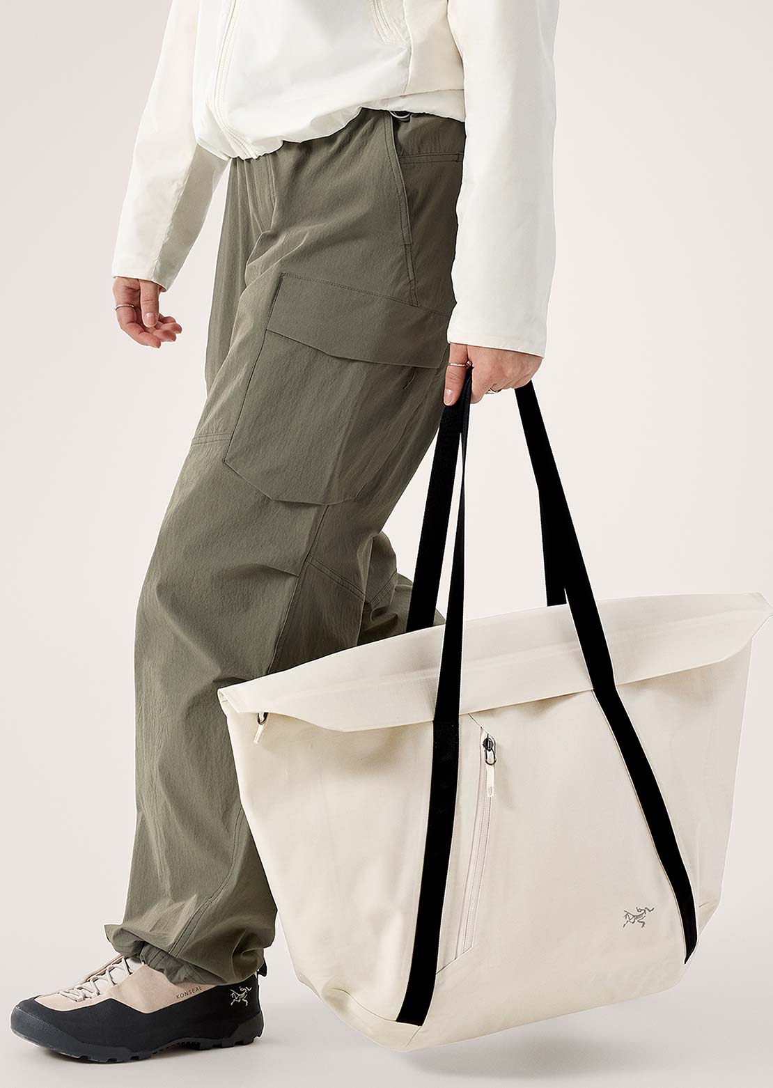 Arc'teryx Unisex Granville 30 Carryall Bag Sea Salt
