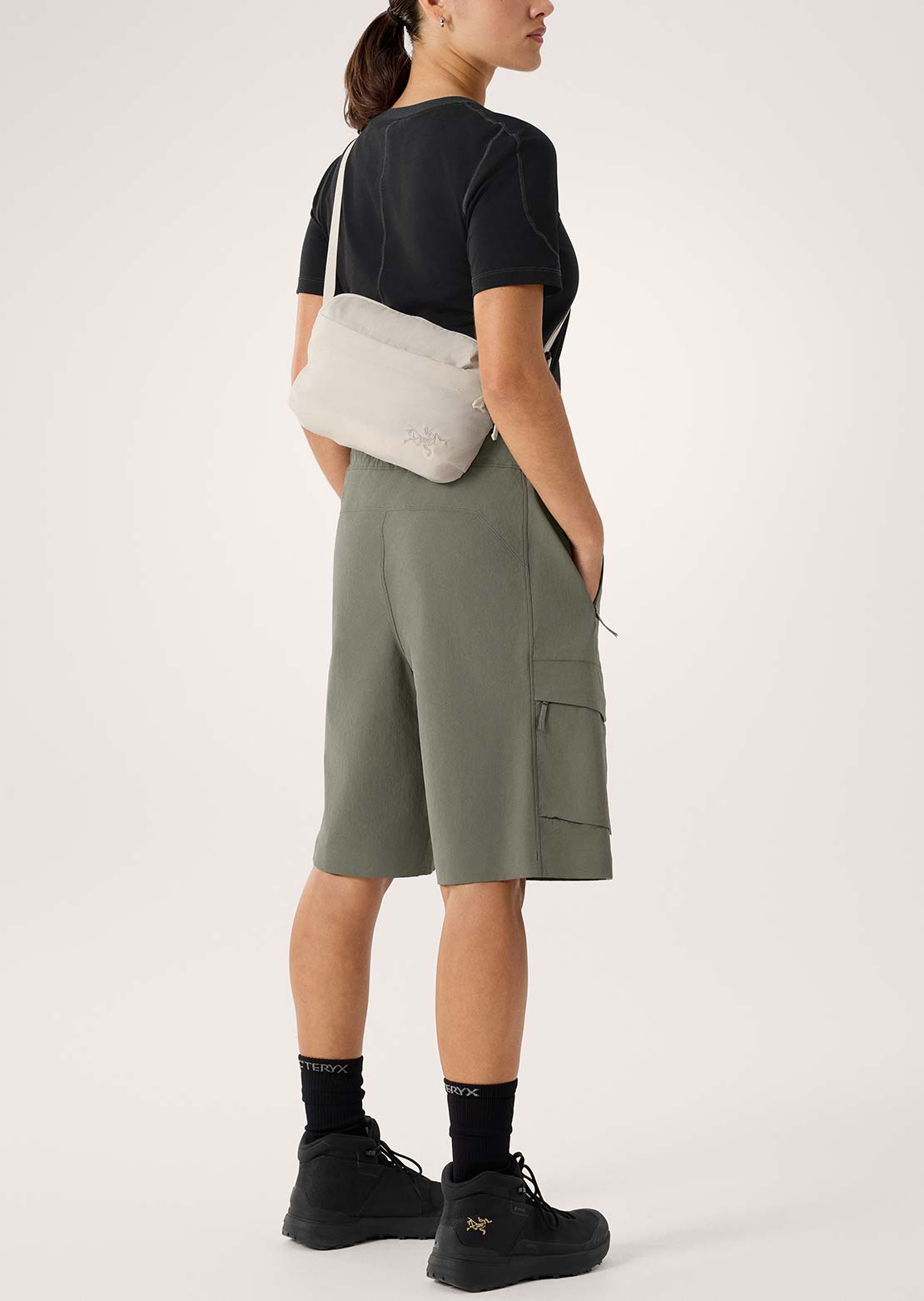 Arc'teryx Unisex Heliad Crossbody Bag Sea Salt