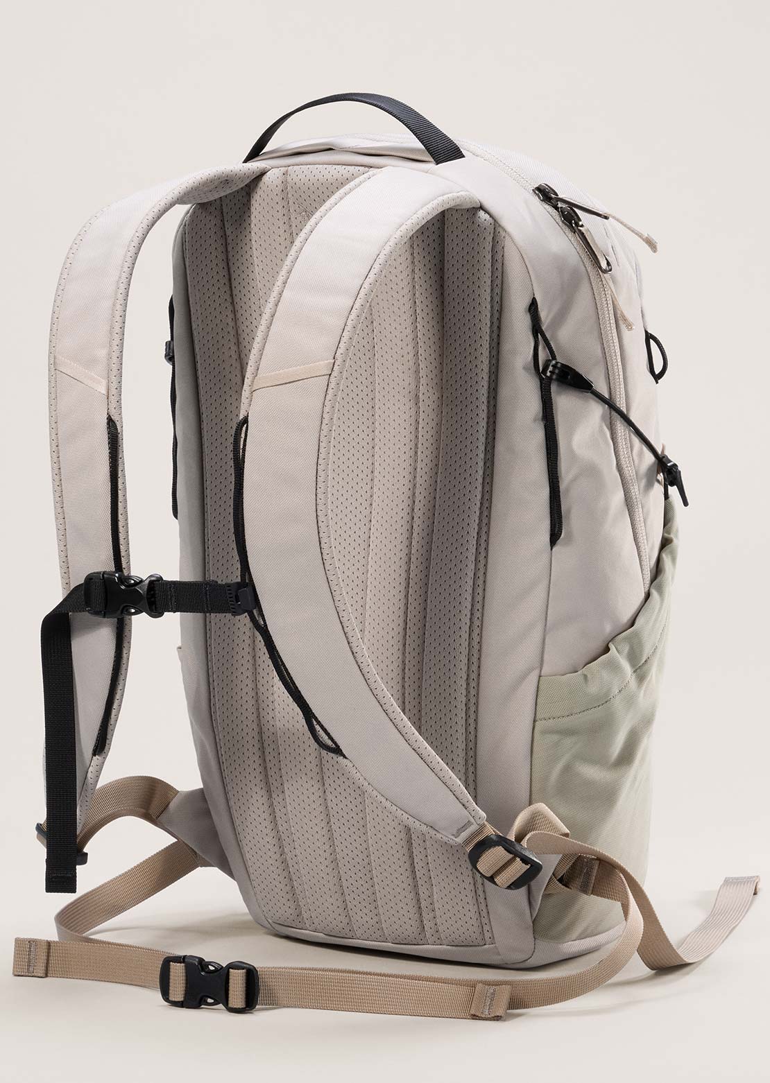 Arc'teryx Unisex Mantis 16 Backpack Rune