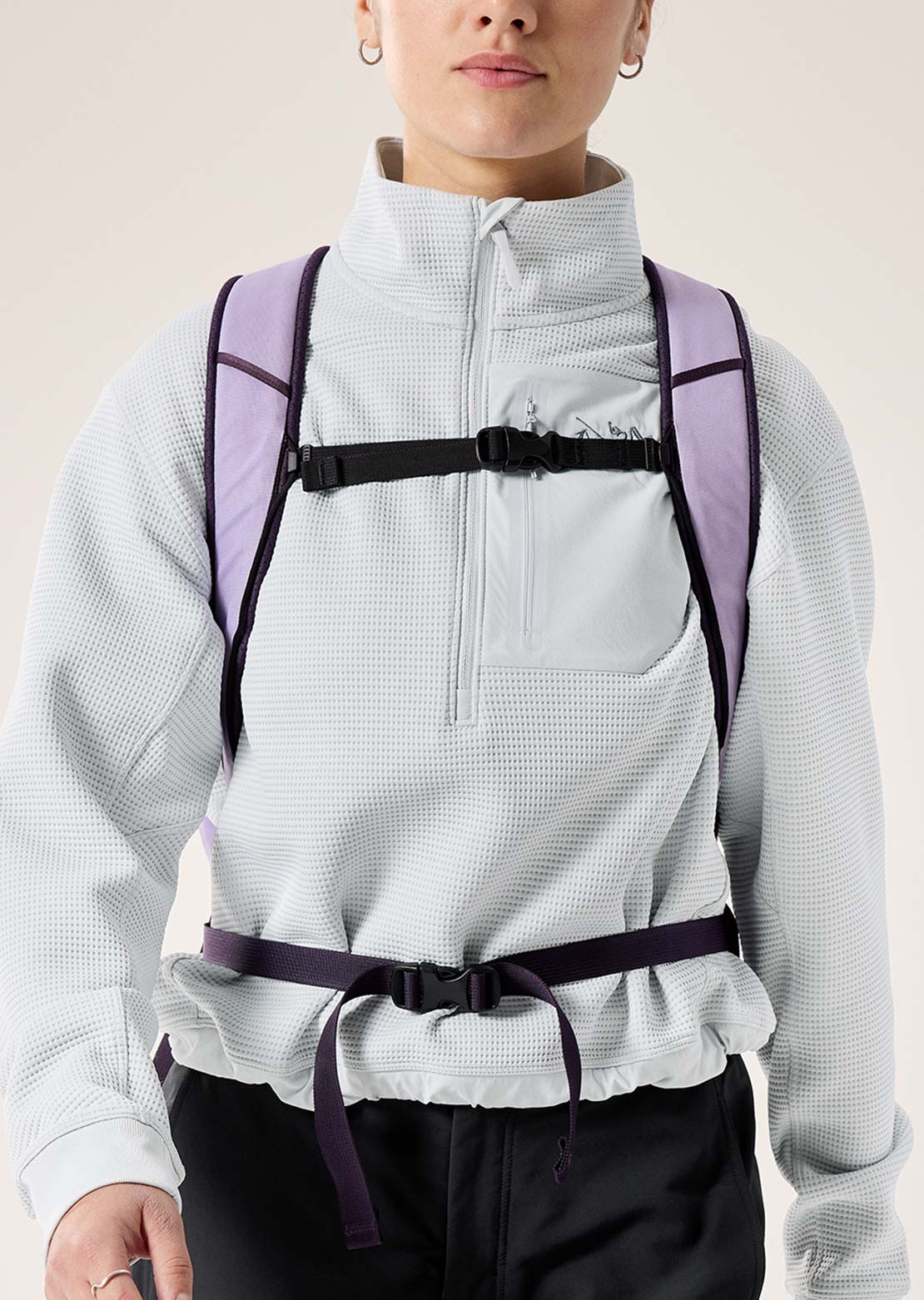 Arc'teryx Unisex Mantis 26 Backpack Mallow Moondrop