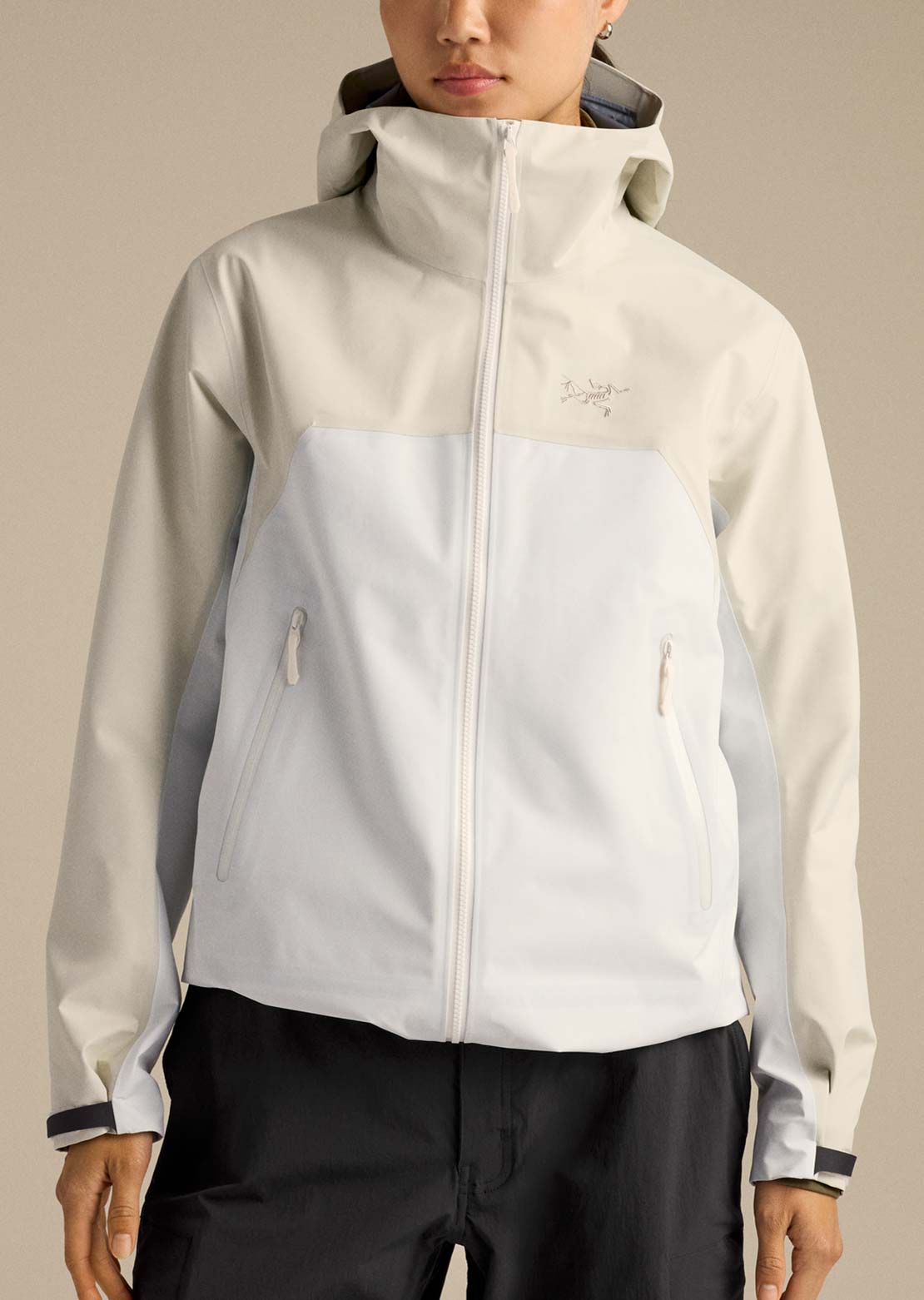 Arc'teryx Women's Beta Jacket Sea Salt/Arctic Silk