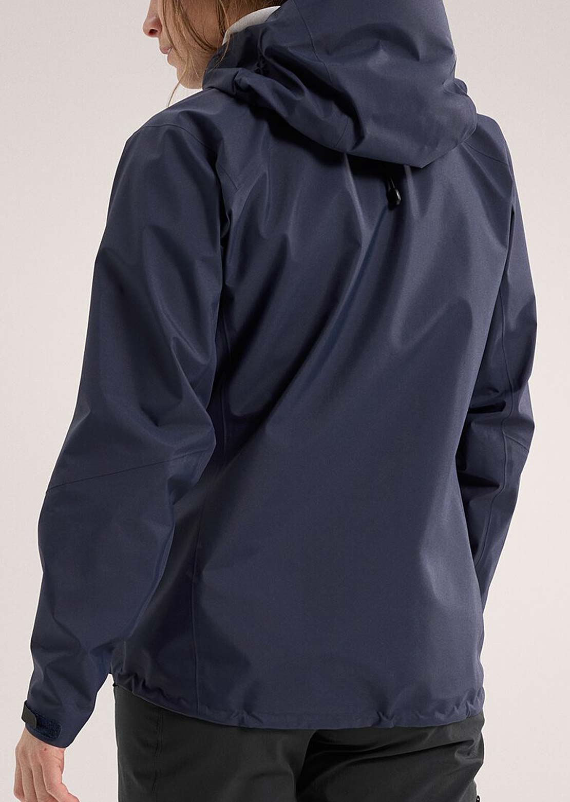 Arc&#39;teryx Women&#39;s Beta LT Jacket Black Sapphire