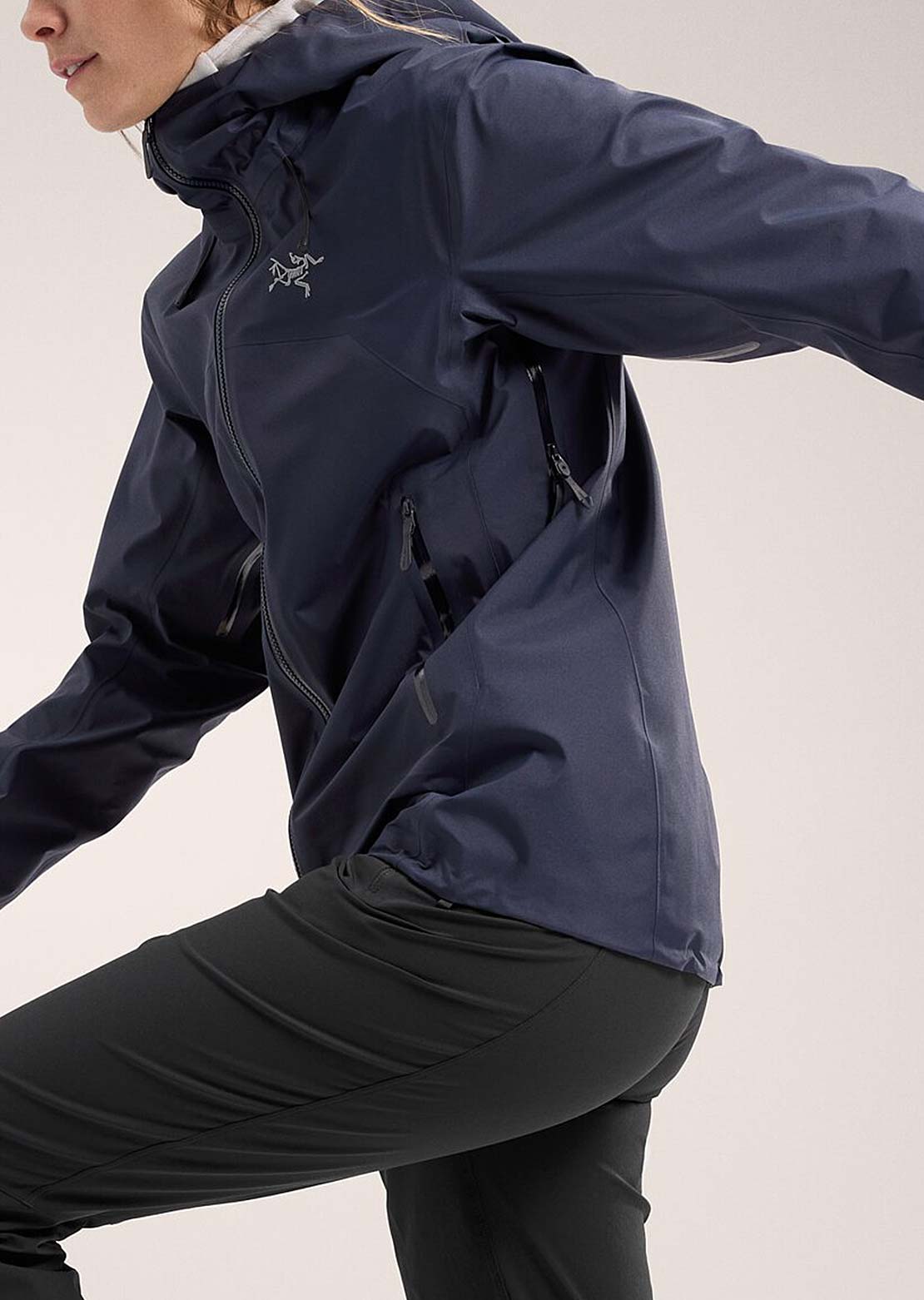 Arc&#39;teryx Women&#39;s Beta LT Jacket Black Sapphire