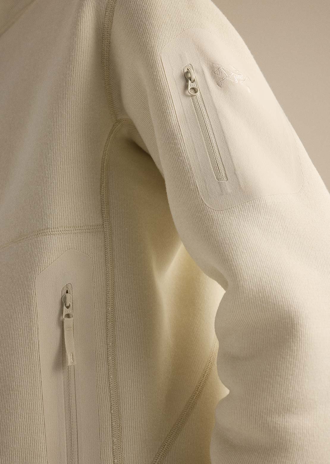 Arc'teryx Women's Covert 1/2 Zip Pullover