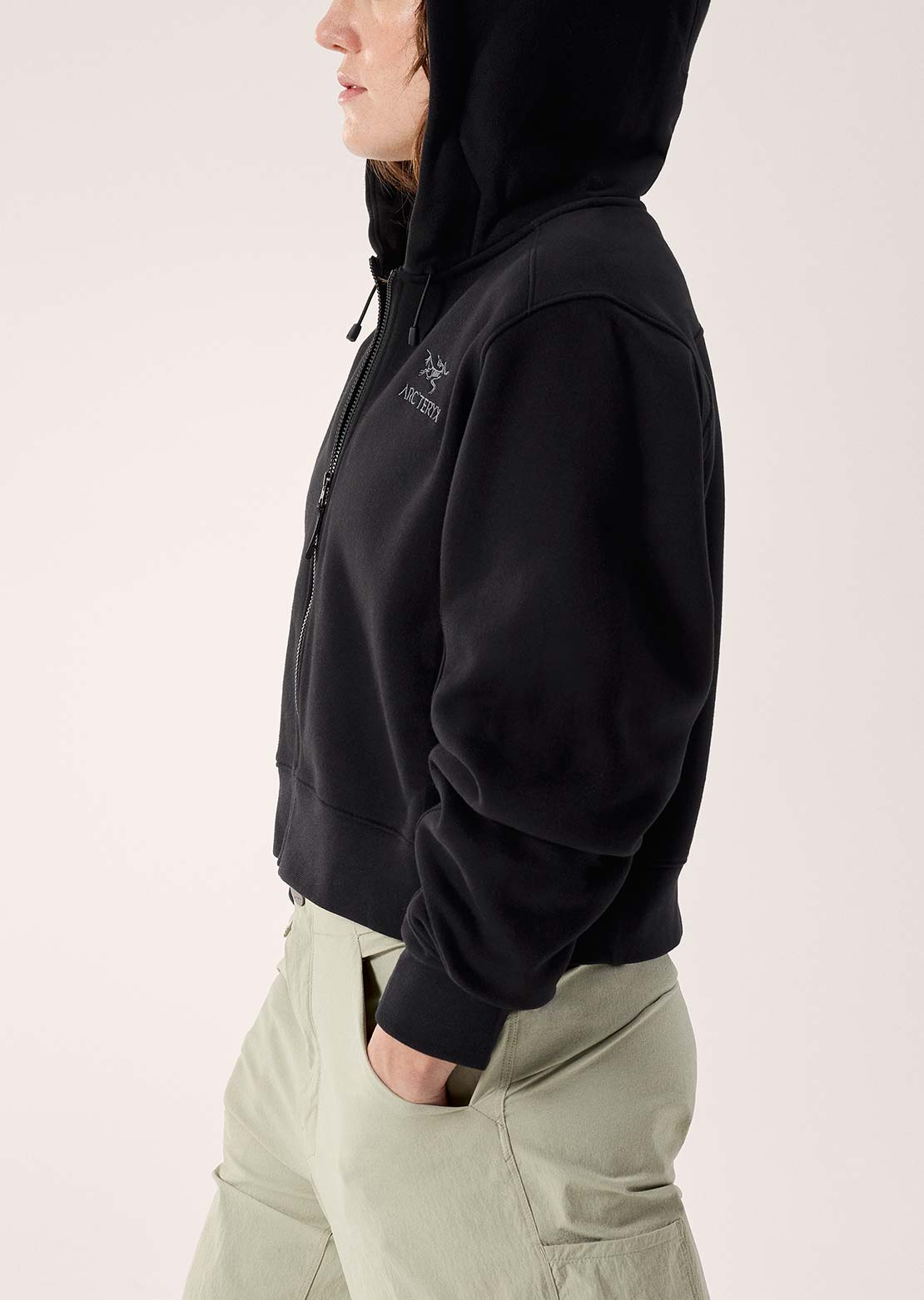 Arc'teryx Women's Emblem Fleece Full Zip Crop Hood Black