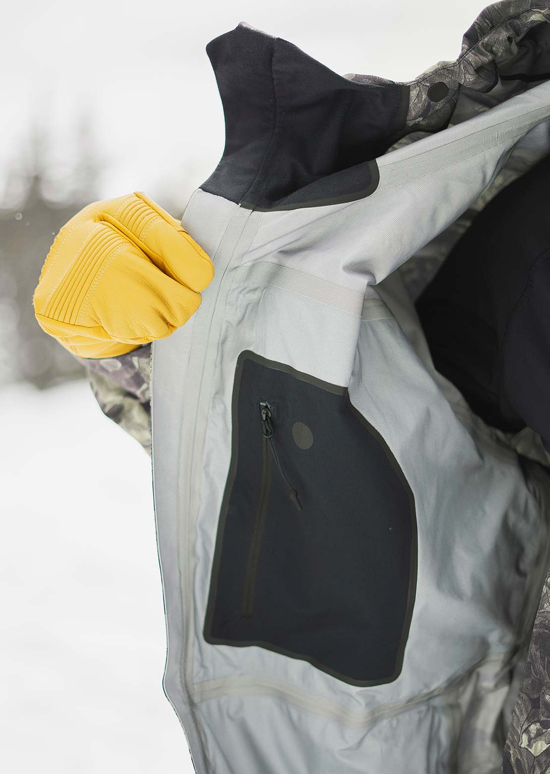 Armada Men's Grands 3L Jacket Floral