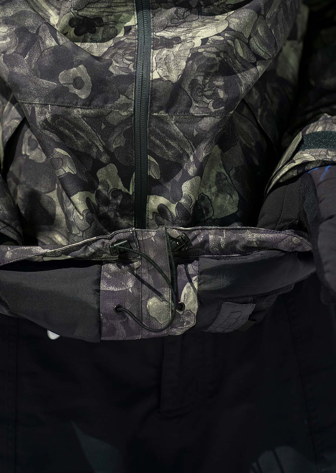 Armada Men&#39;s Reedy 2L Insulated Jacket Floral