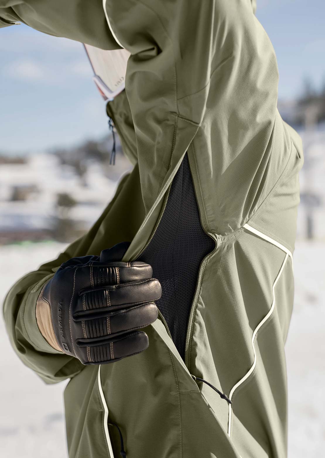 Armada Men's Salisbury 2L Anorak Jacket Olive