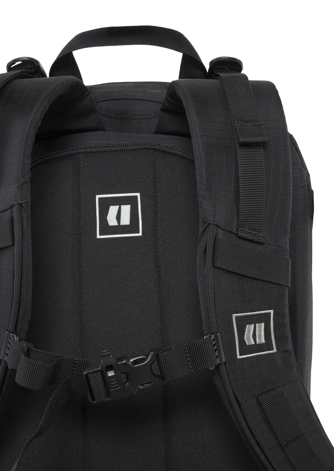 Armada Unisex Devo 32L Backpack