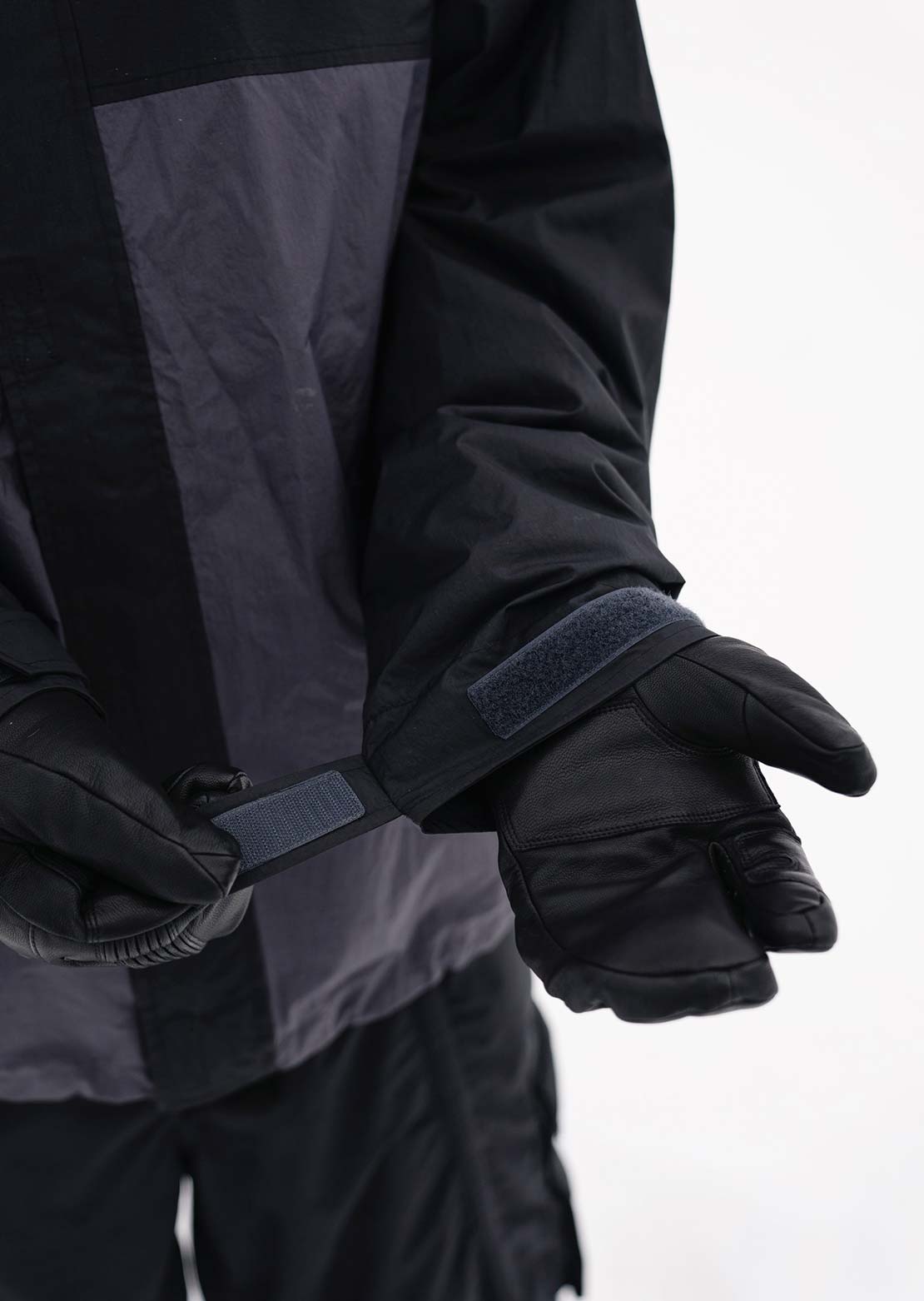 Armada Unisex Murph Versatile Windbreaker Jacket Black/Anthracite