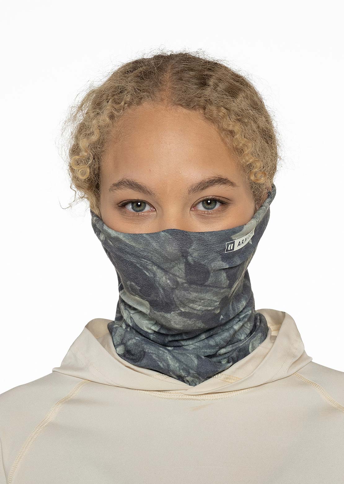 Armada Unisex Scooby Multi Tube Floral Camo