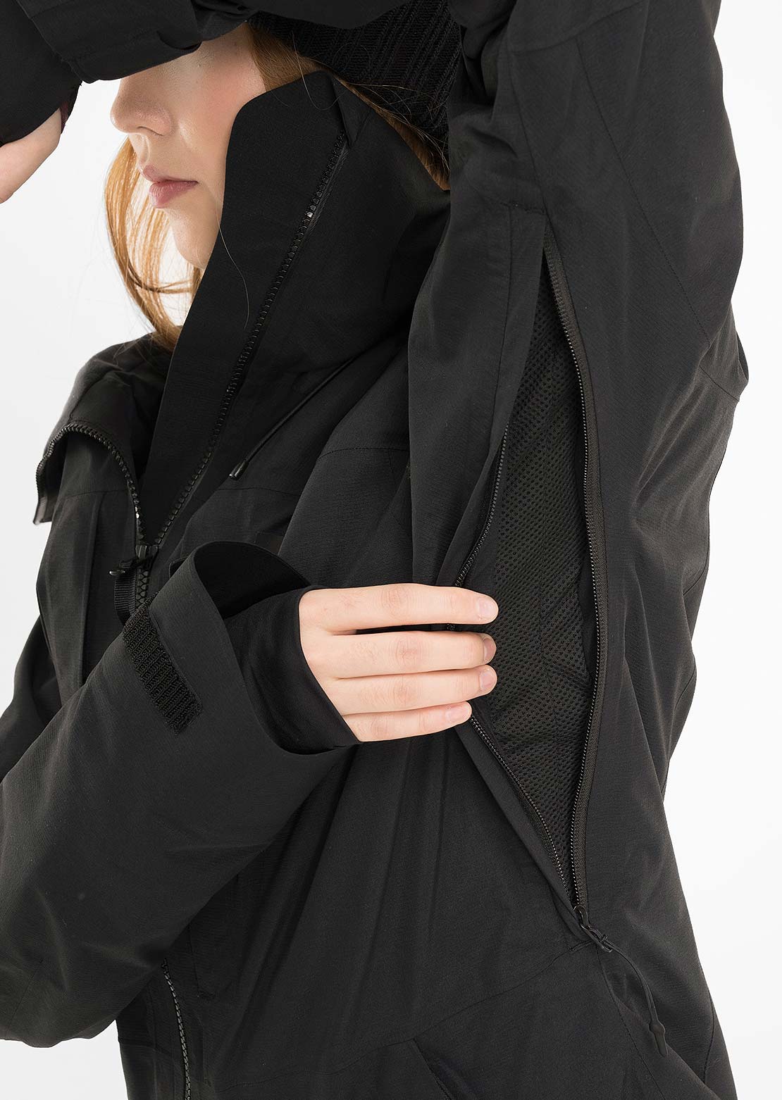 Armada Women&#39;s Kata 2L GORE-TEX Insulated Jacket Black