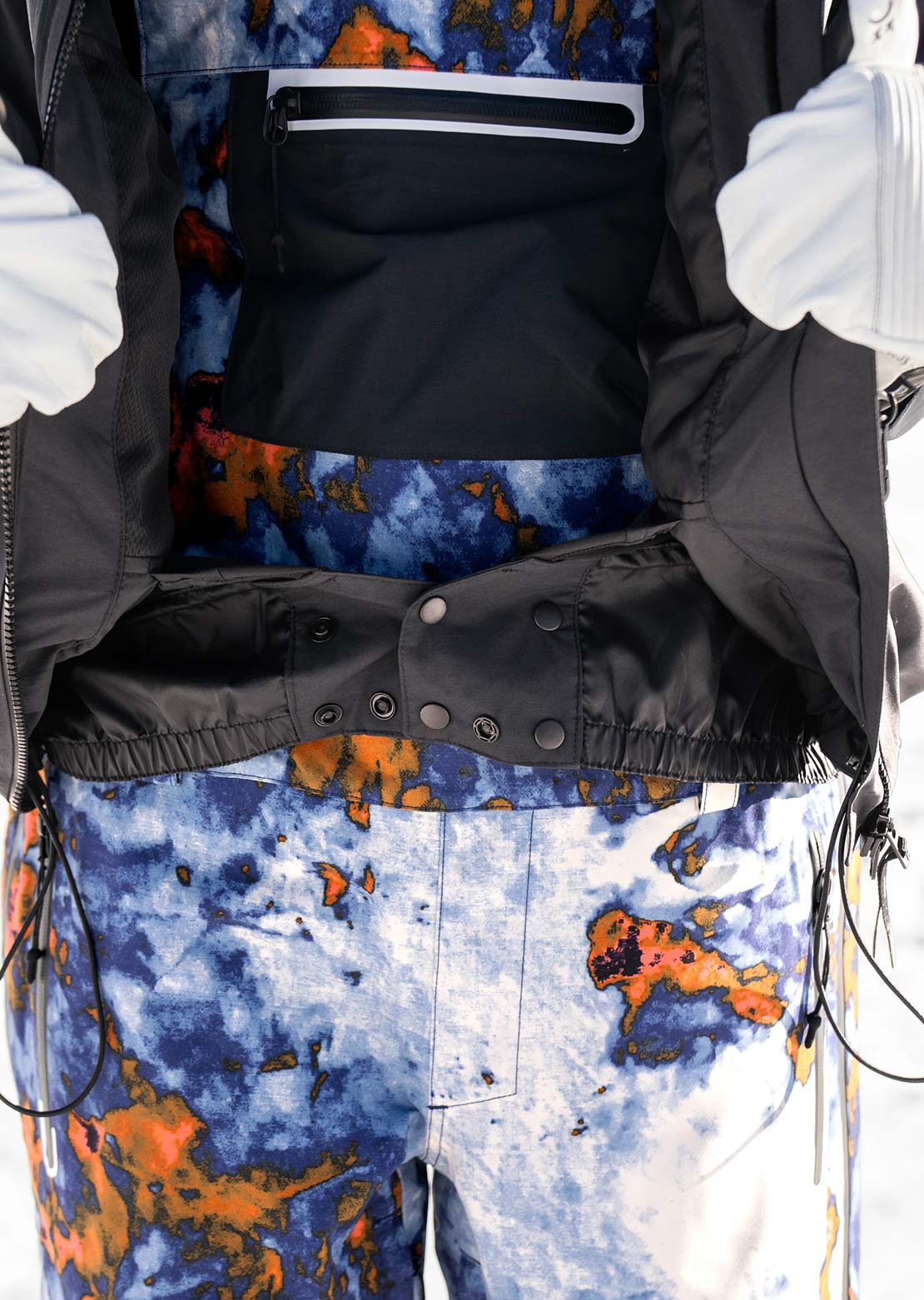 Armada Women's Kata 2L Insulated Jacket Black