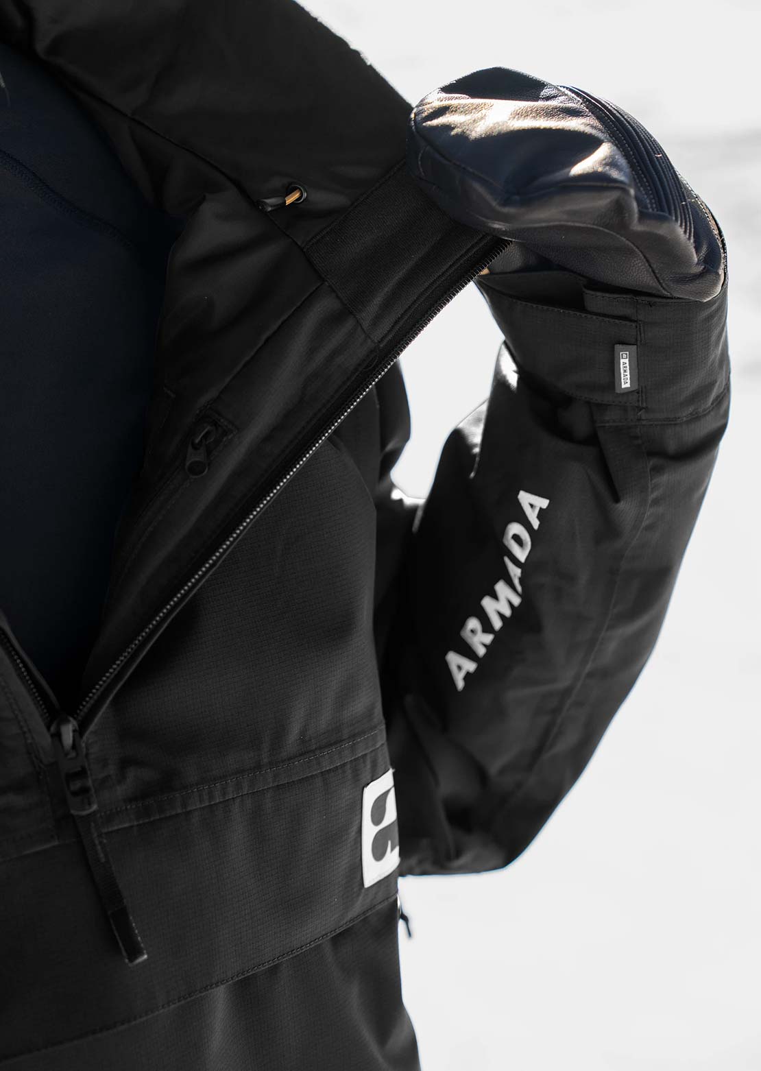 Armada Women's Rosalie 2L Insulated Anorak Black