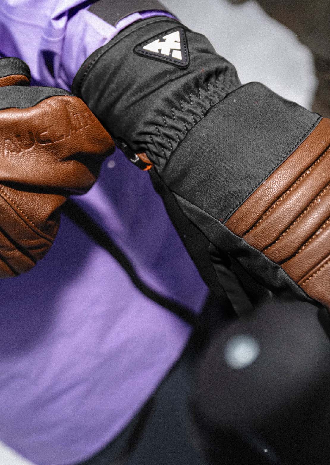 Auclair Women's Igloo Mitts Brown