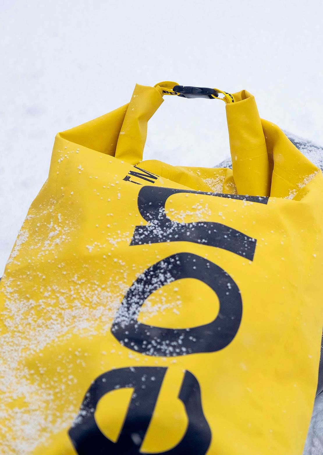 Bataleon Getaway Rollup Snowboard Bag Yellow