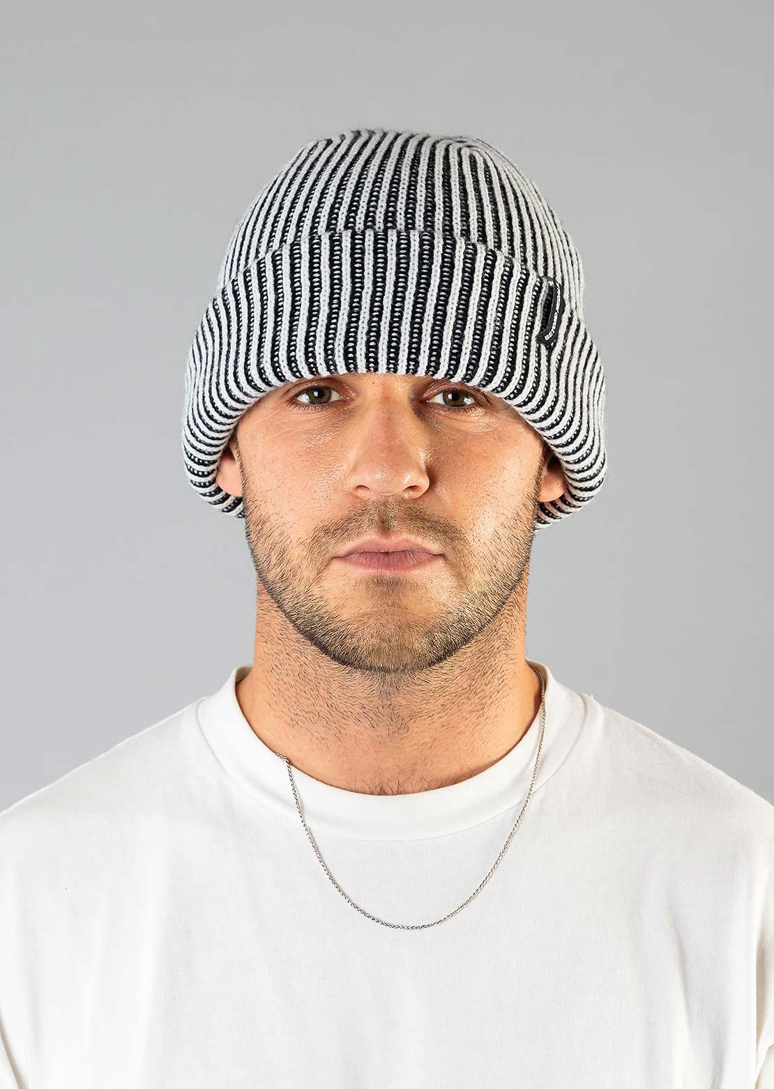 Beyond Medals Men&#39;s BM Short Beanie White