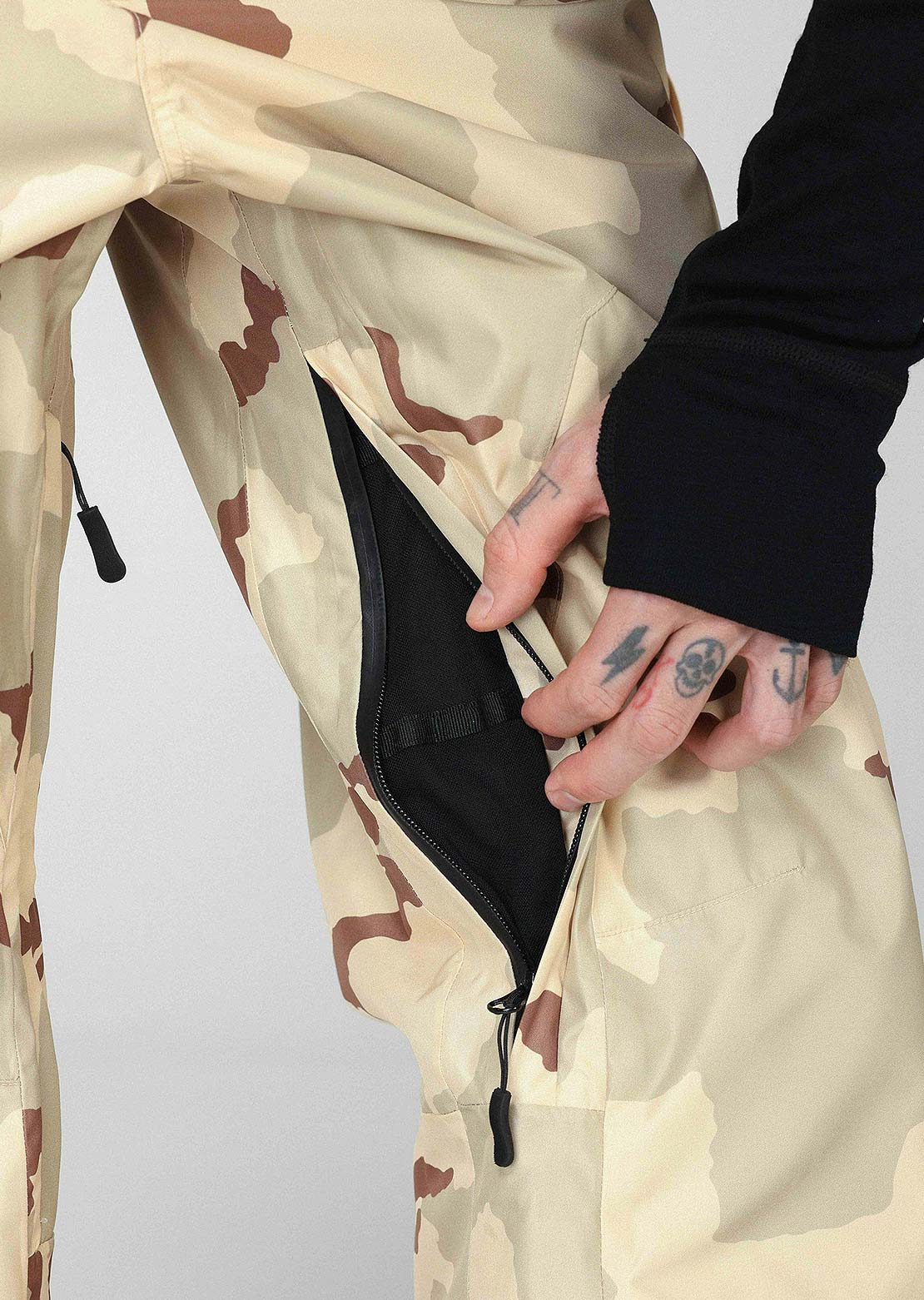 Beyond Medals Unisex Zip 2L Pant Desert Camo