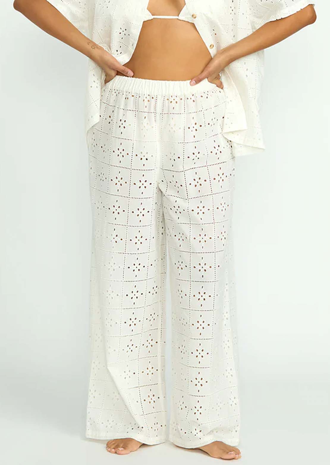 Billabong Women's Eyelet Crush Elastic Pants Salt Crystal