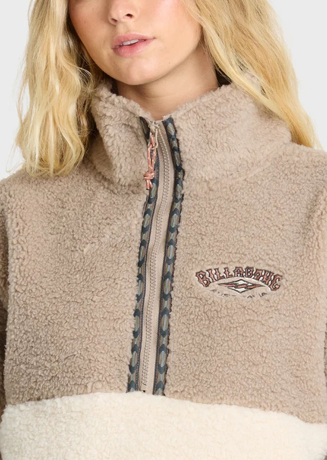 Billabong Women's Horizon Sherpa Mock Neck Sweatshirt Cobblestone