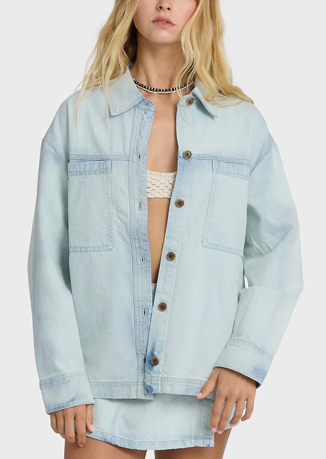 Billabong Women's Jade Saltwashed Woven Button Up Shirt Blue Mist