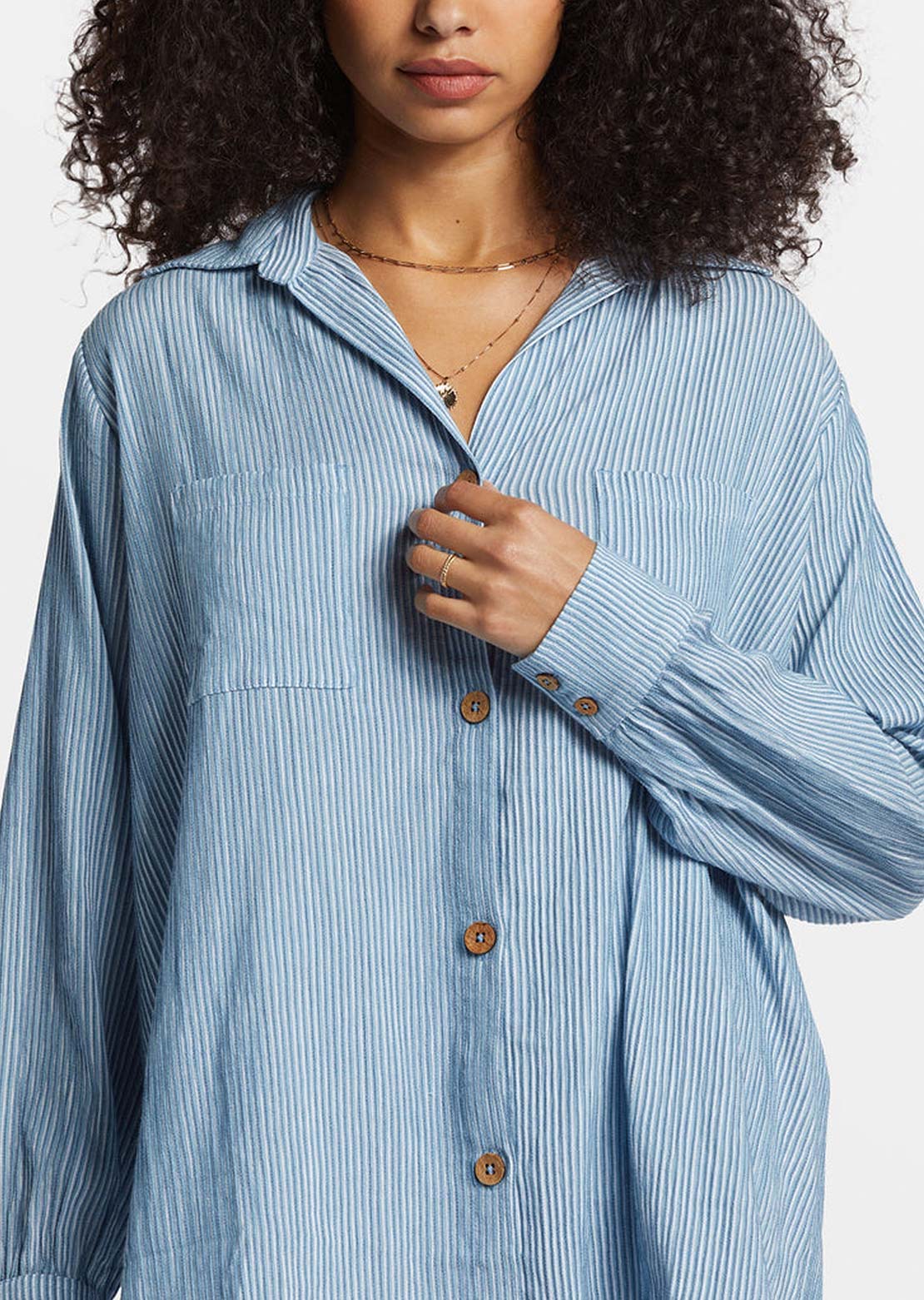Billabong Women's Swell Blouse Button Up Shirt Blue Shadow