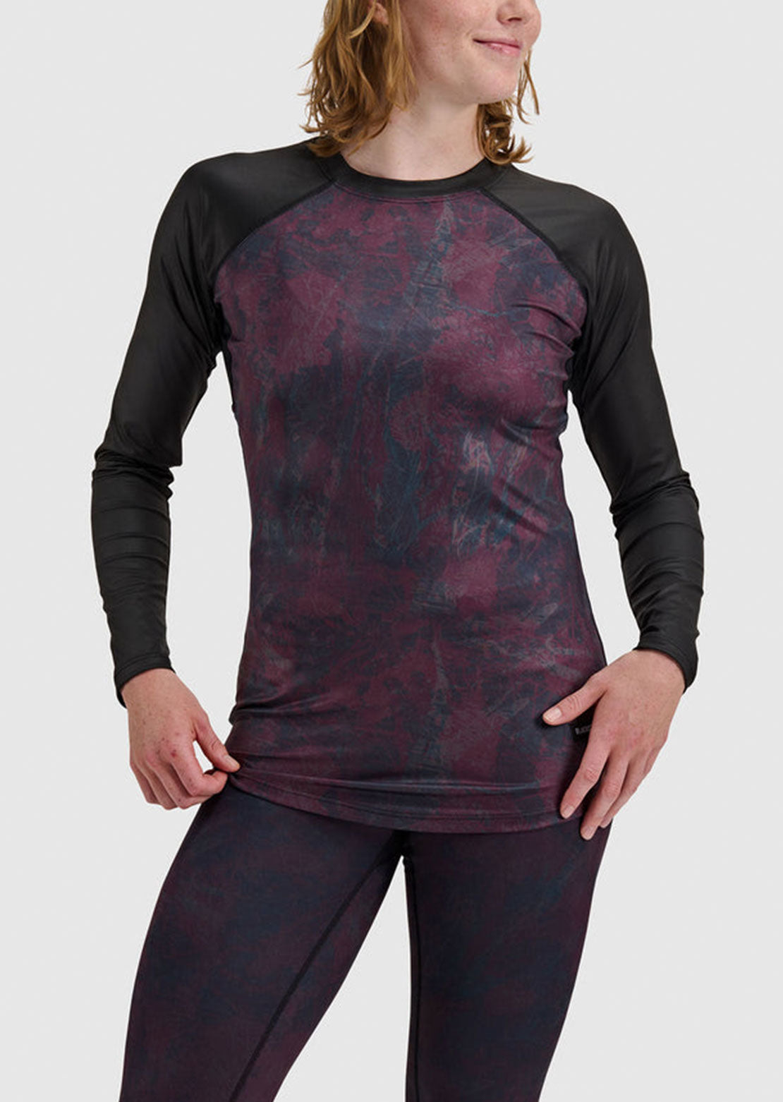 Blackstrap Women's Skyliner Crewneck Base Layer Top Pulse Cherry