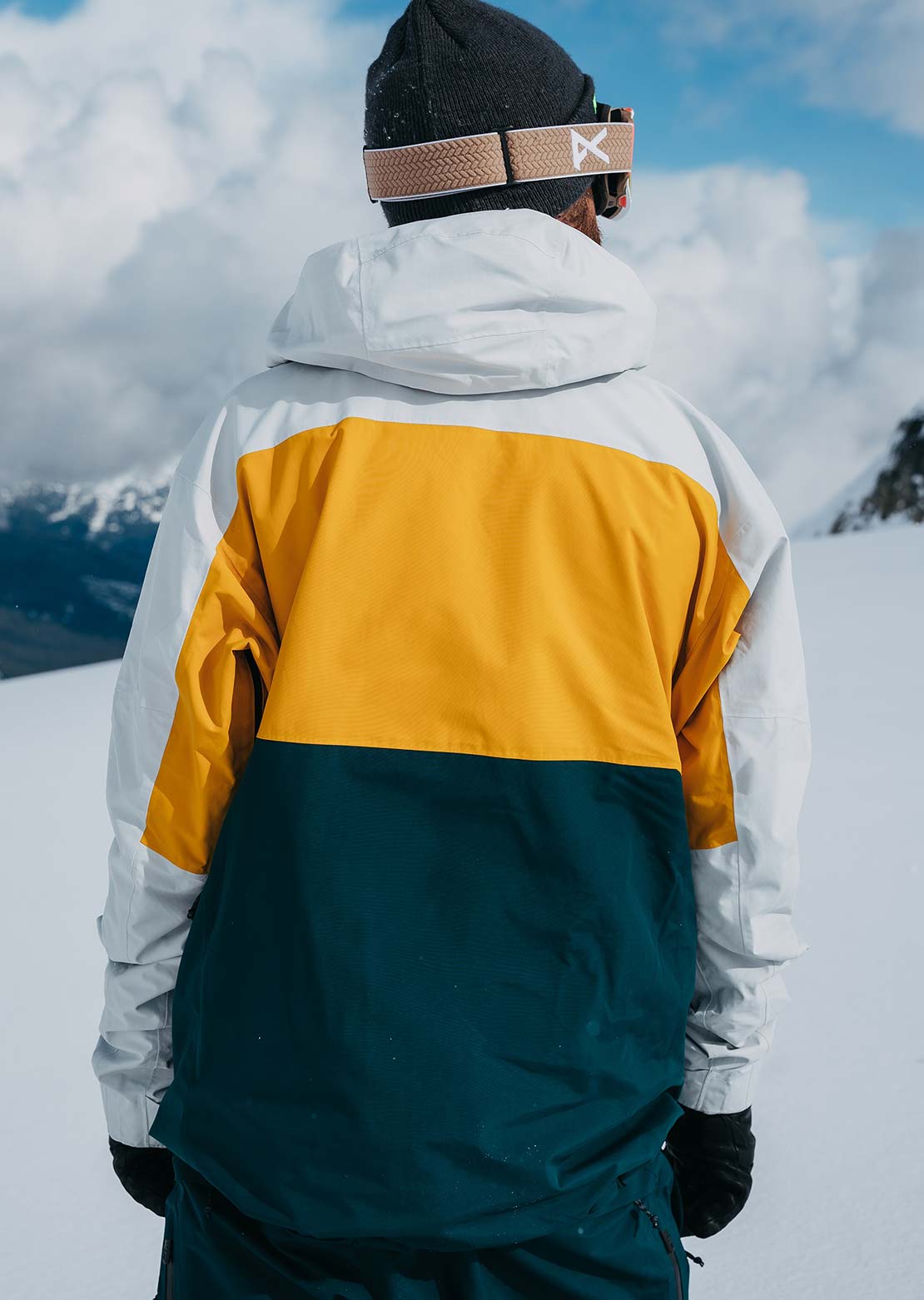 Burton AK Men's GORE-TEX Swash Jacket Gray Cloud/Golden Rod/Deep Emerald