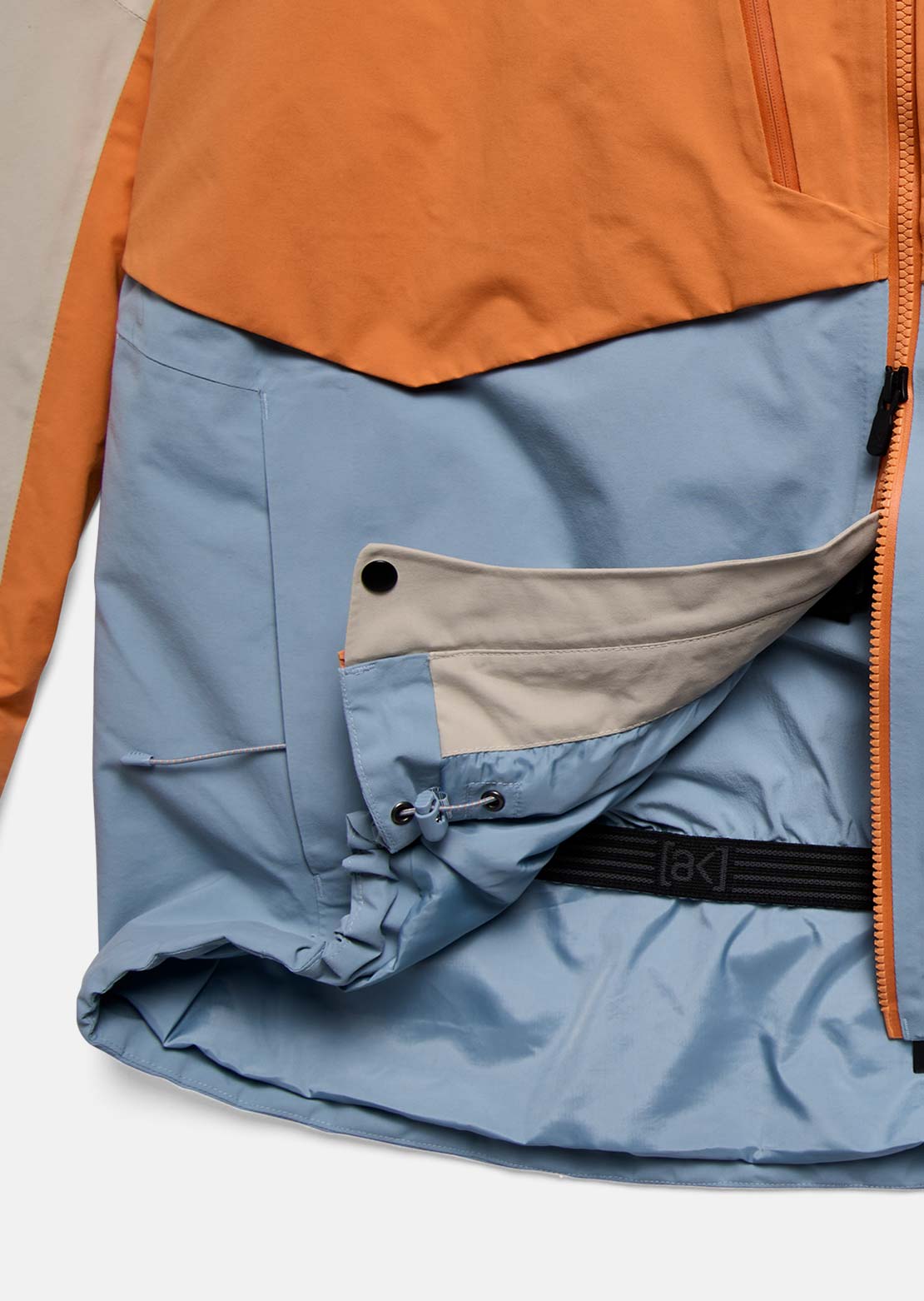 Burton [ak] Men's Swash Synthetic Insulated GORE-TEX 2L Jacket Chinchilla Gray/Goldfish Orange/Airstream Blue
