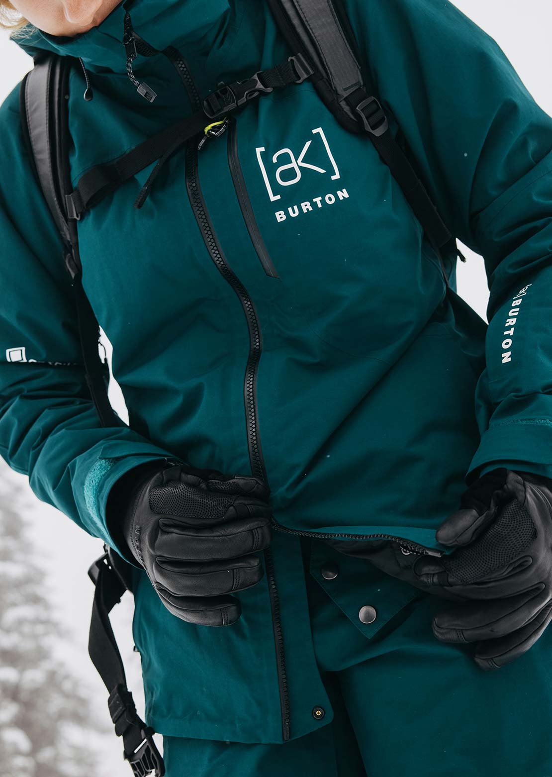 Burton AK Women&#39;s GORE-TEX 2L Embark Jacket Deep Emerald